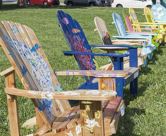 2017_summerscene_chairs_thumb